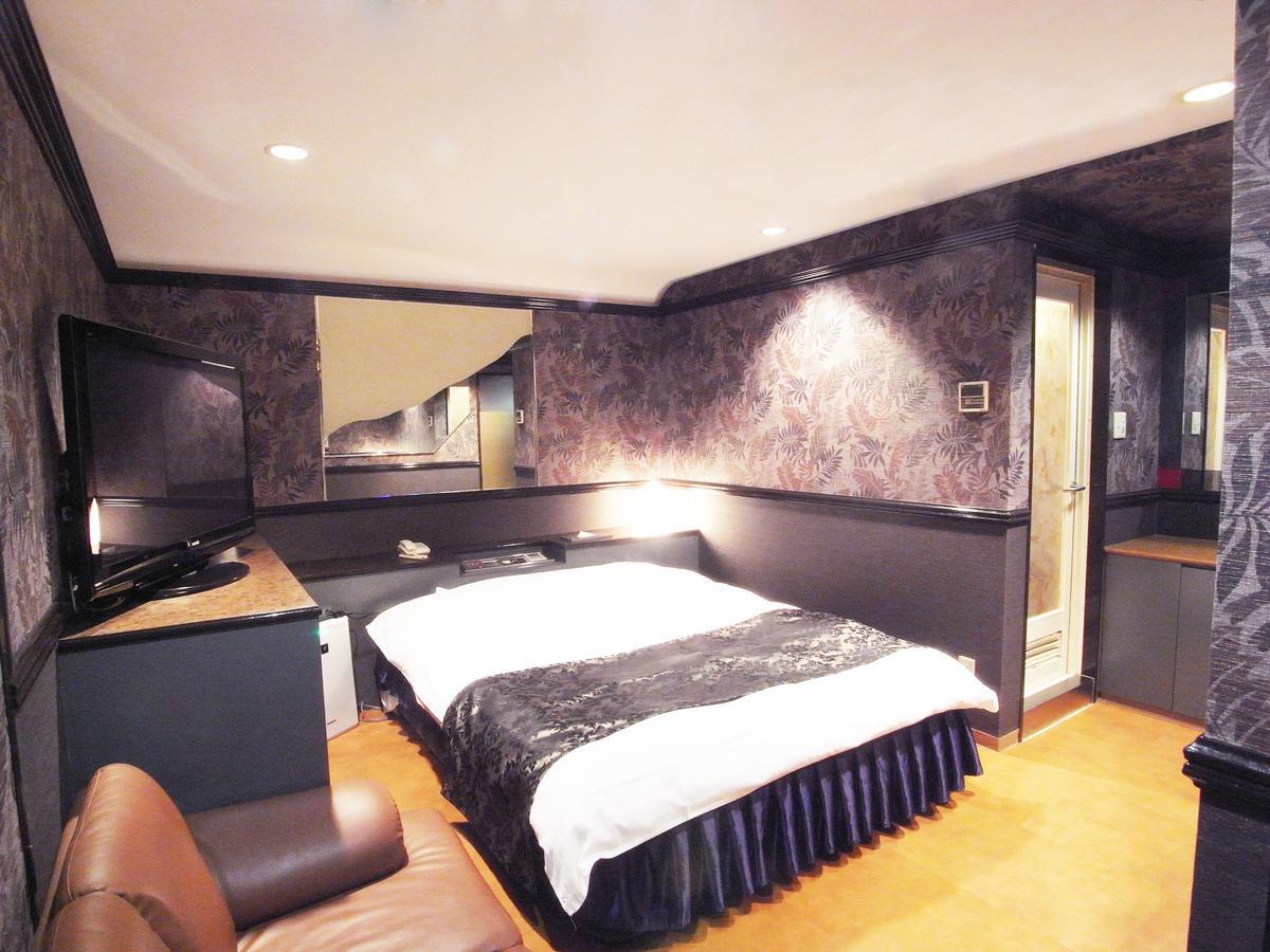 Love hotel A-bex (adults Only)