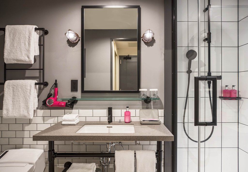 Moxy Honmachi By Marriott Osaka