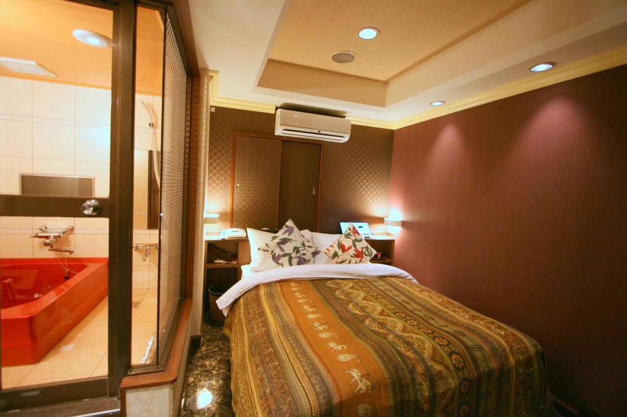 Love hotel Celavie Osakajokitazume (adults Only) 2*