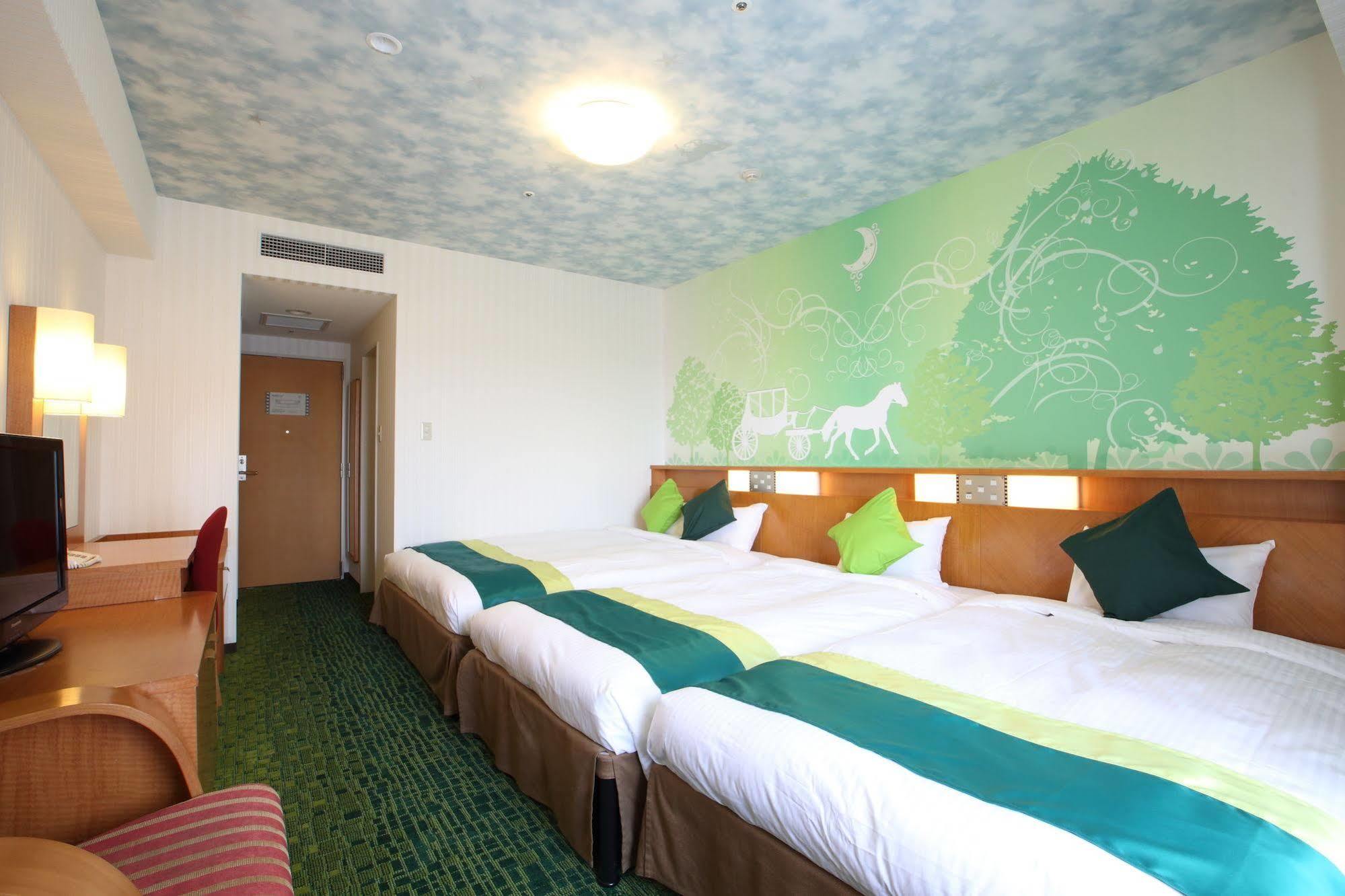 Keihan Universal Hotel