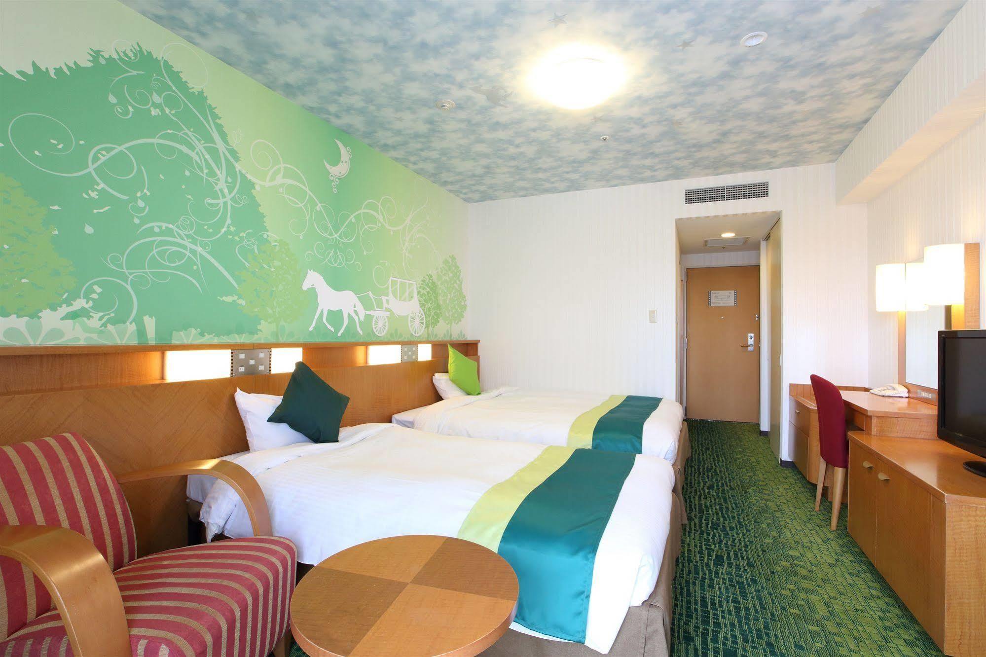 Keihan Universal Hotel Osaka