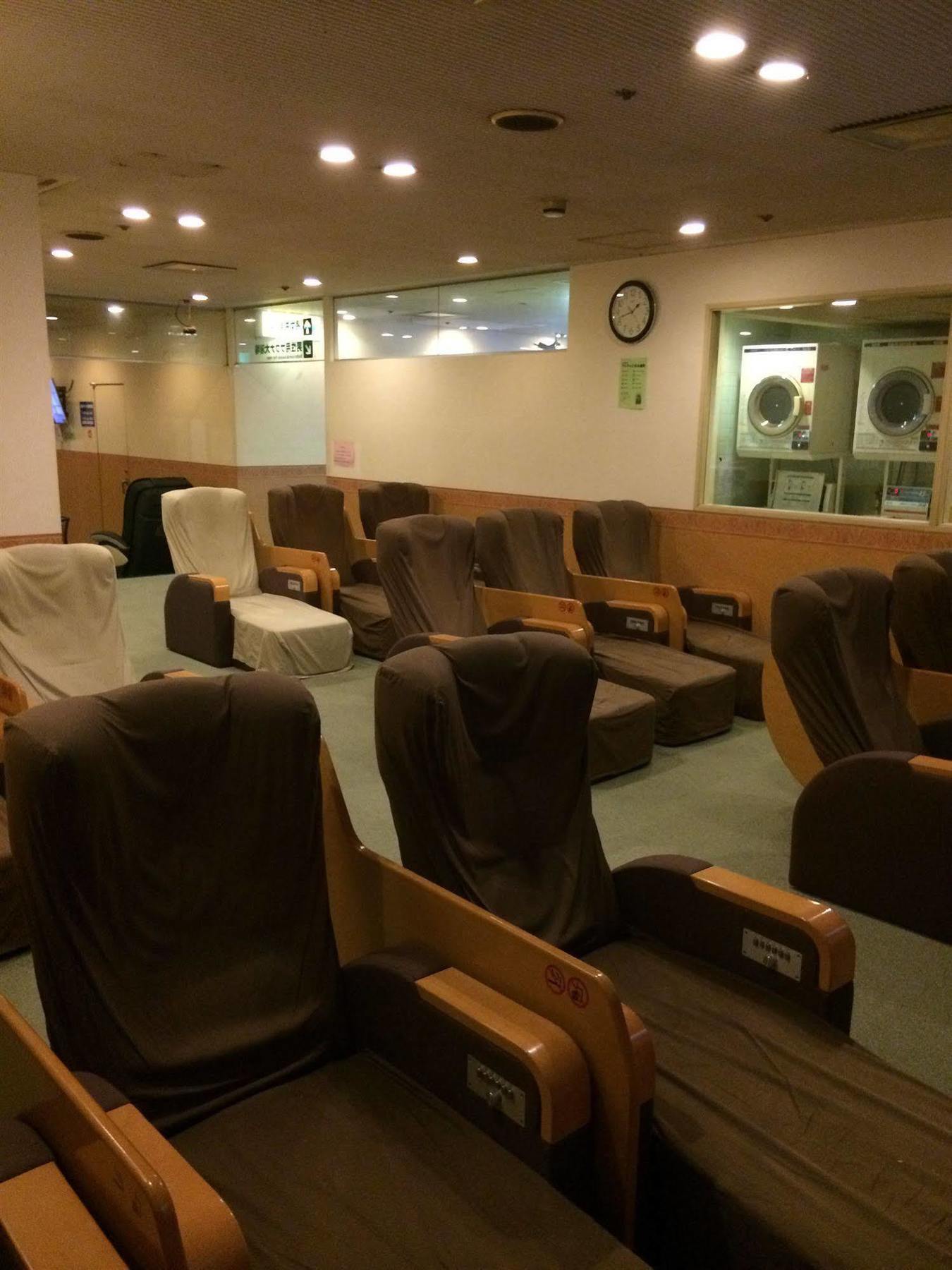 Capsule Asahi Plaza Shinsaibashi Capsule hotel