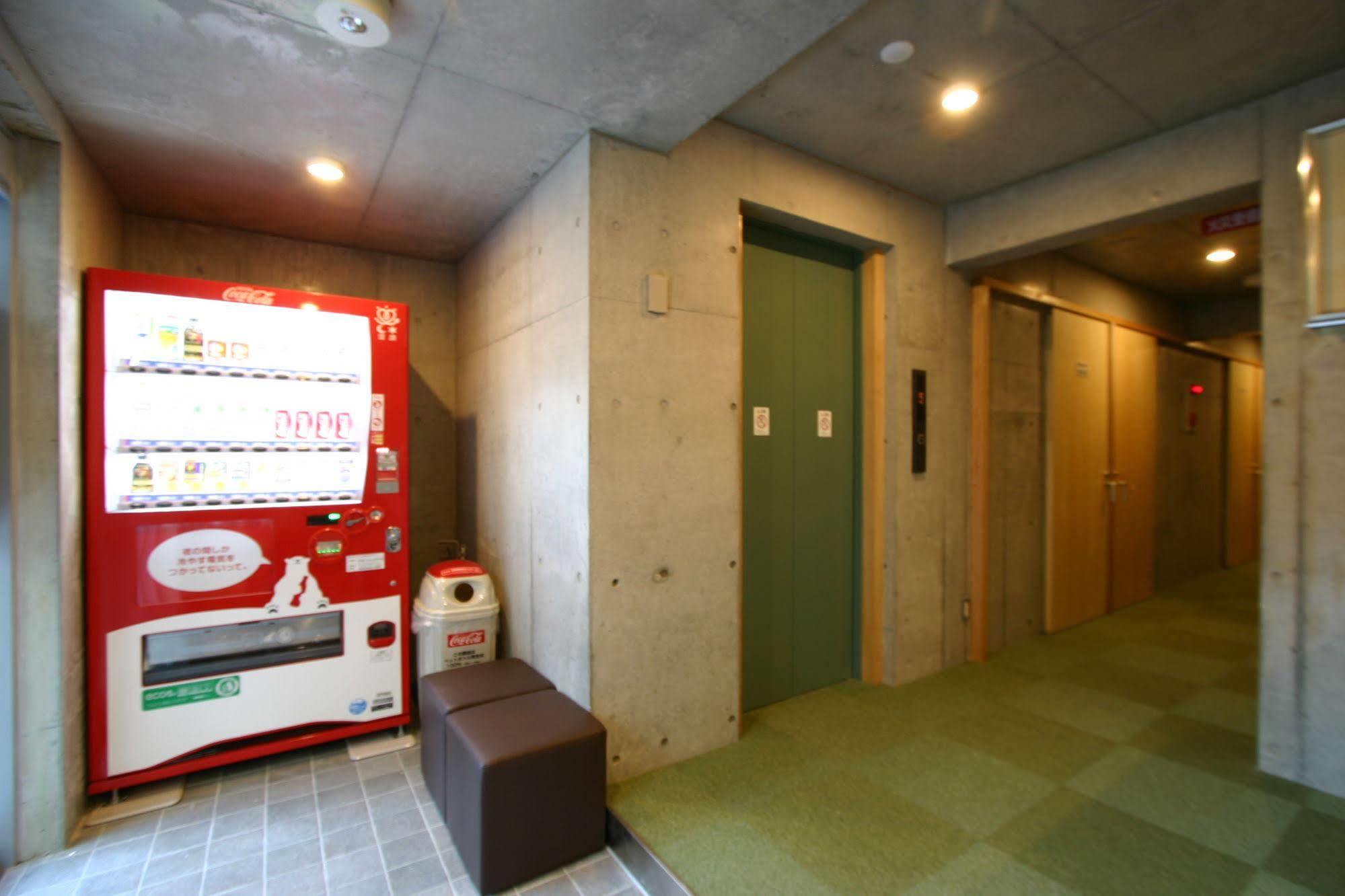 Weekly Sho Namba 2* Osaka