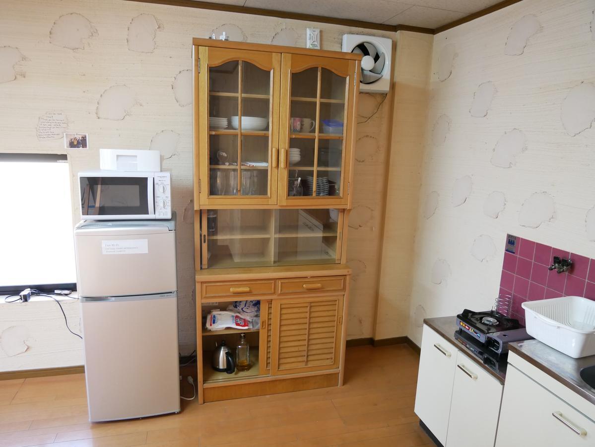 Twenty-seven 27 Guest house Osaka