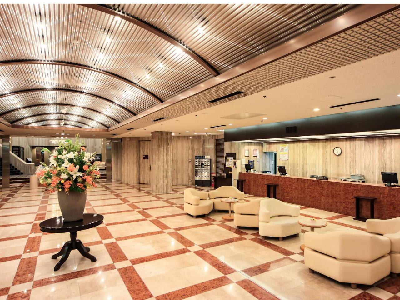 Garden Palace Hotel 4*