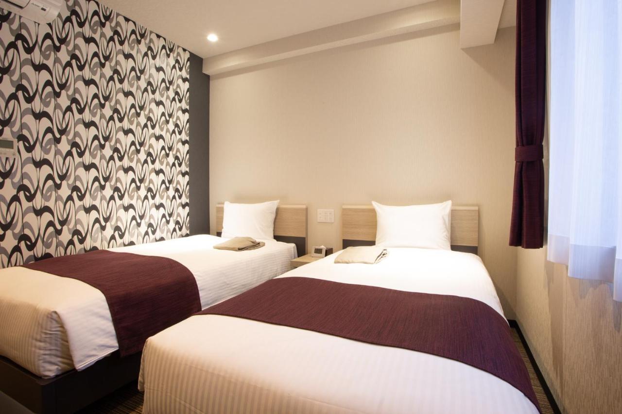 Kuretake Midousuji Hommachi Hotel 3*
