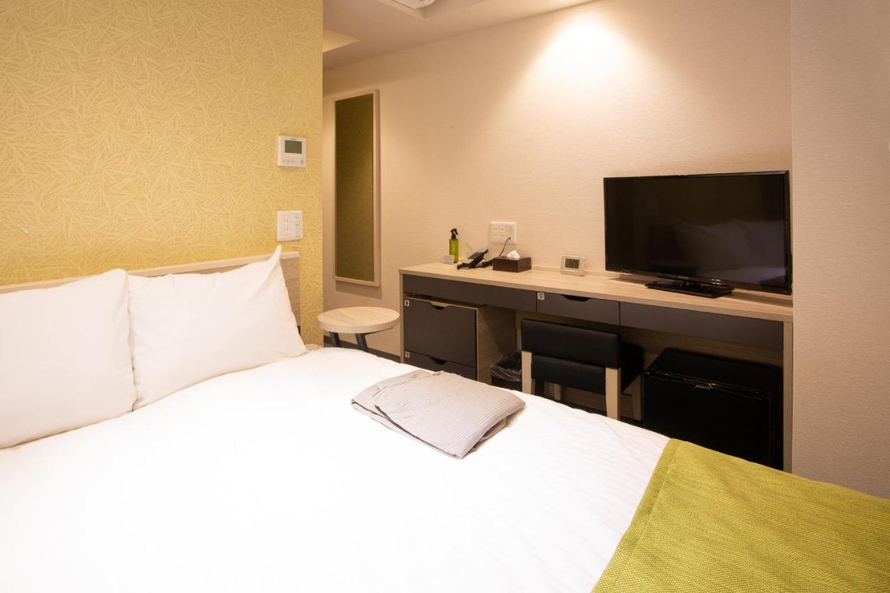Kuretake Midousuji Hommachi Hotel 3*