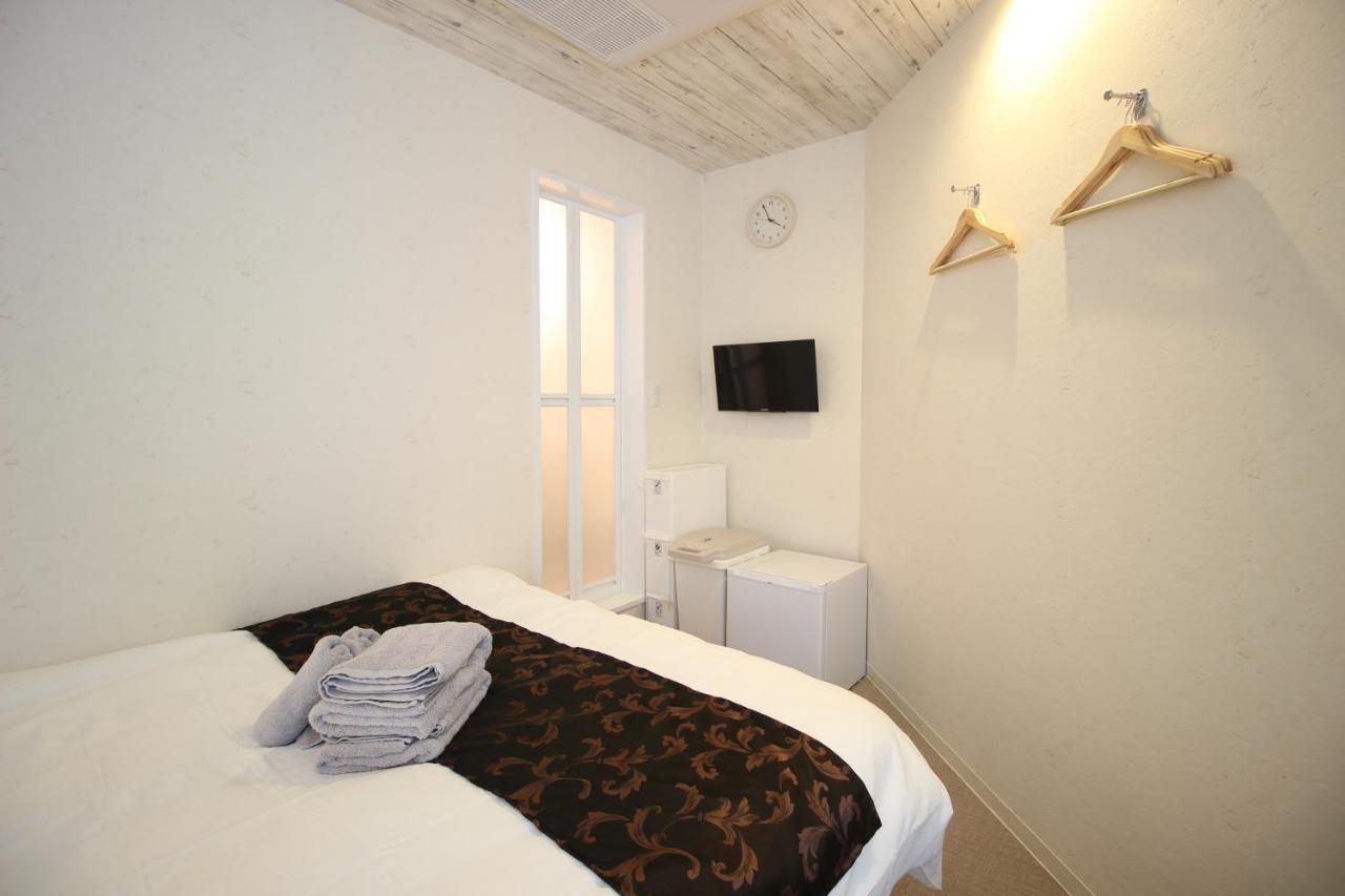 Namba West Saika Apartment *