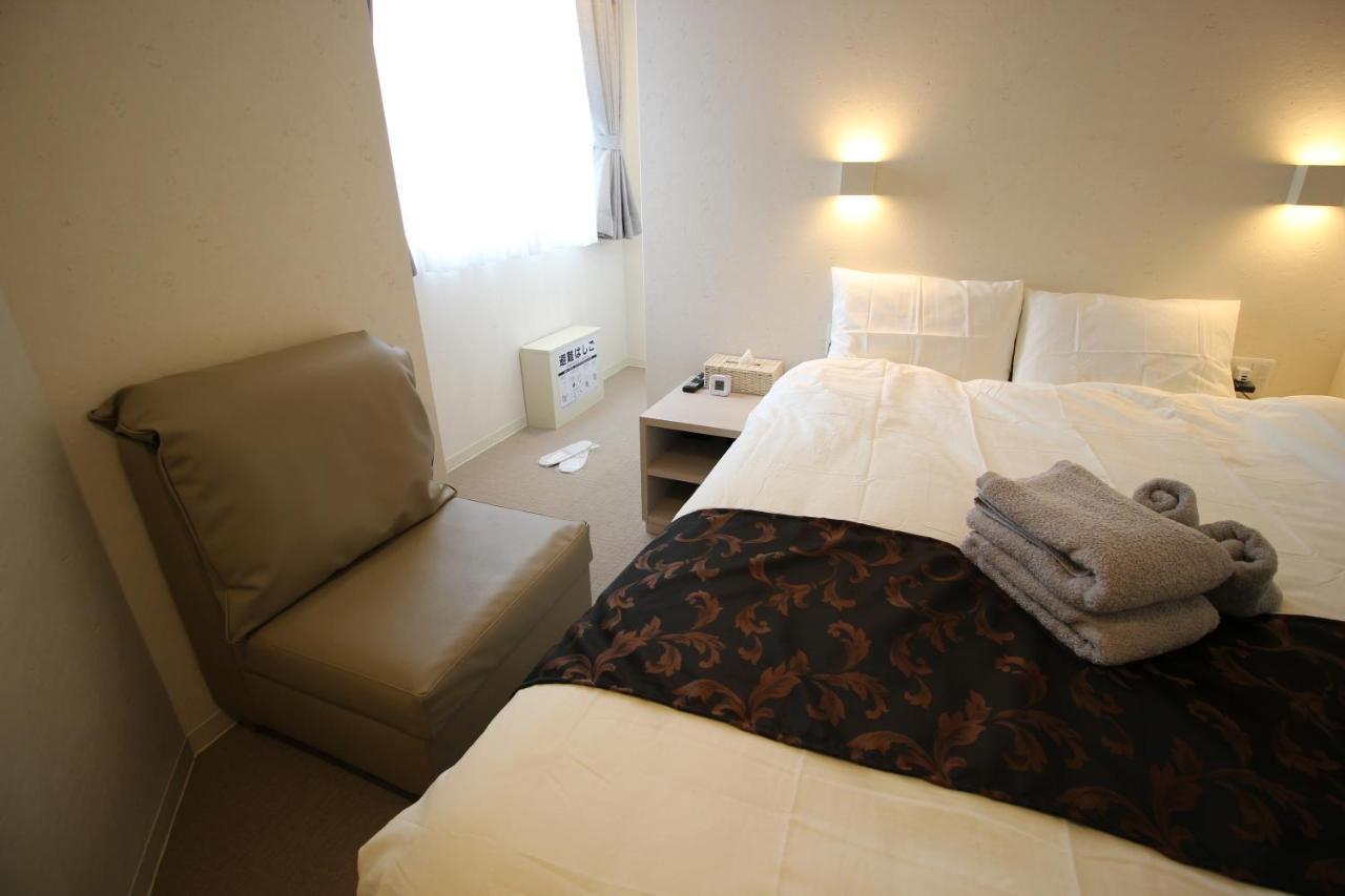 Apartment Namba West Saika