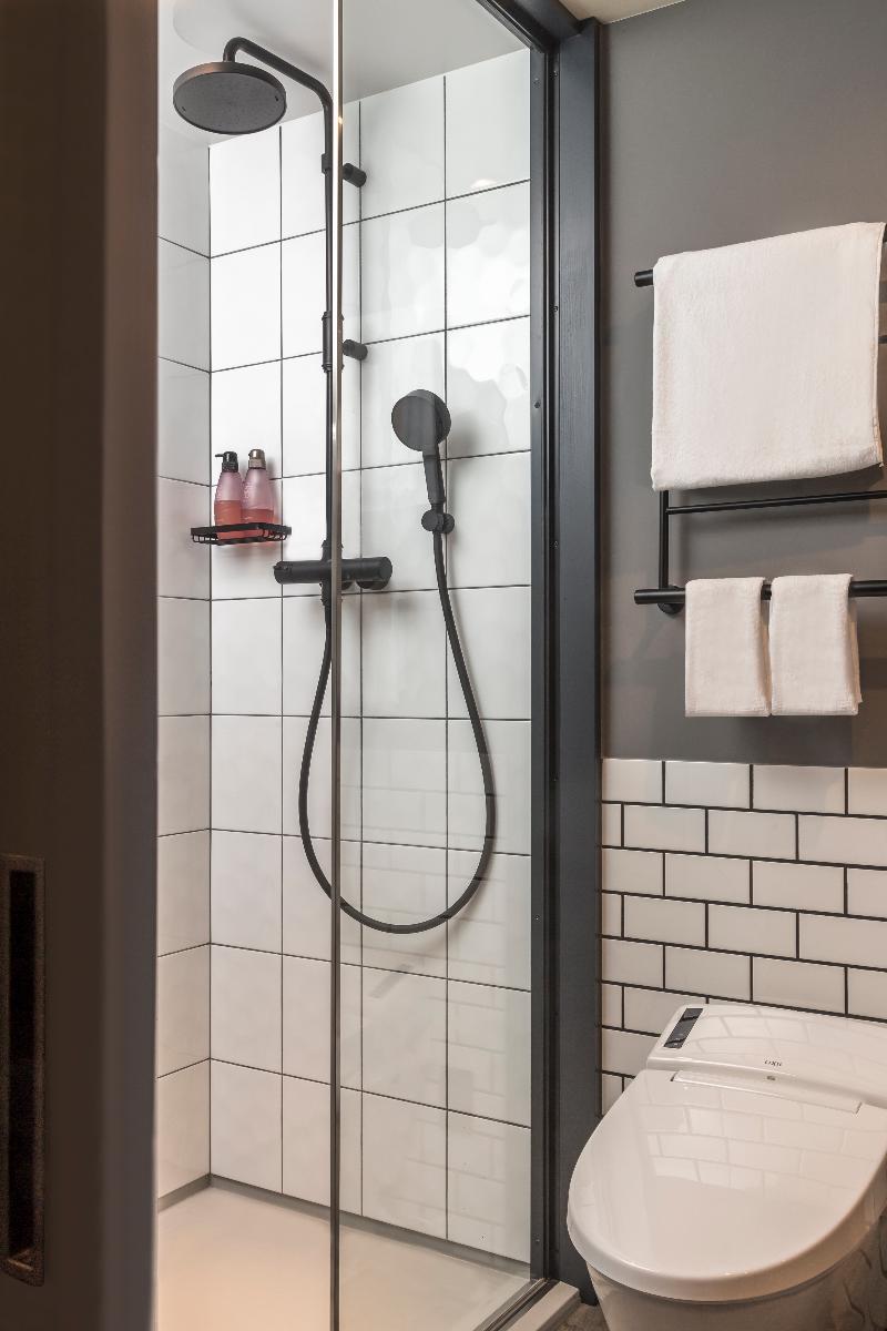 Moxy Honmachi By Marriott 4*