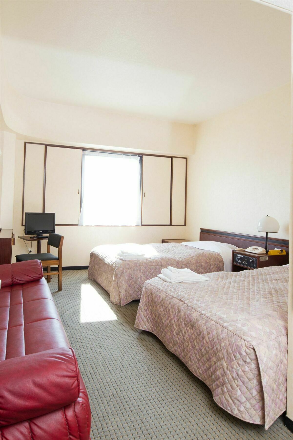 Riverside Hotel 4*