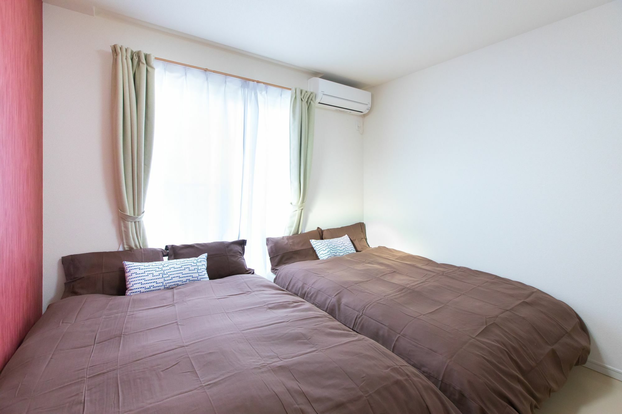 Casa de hóspedes White Chaya Osaka
