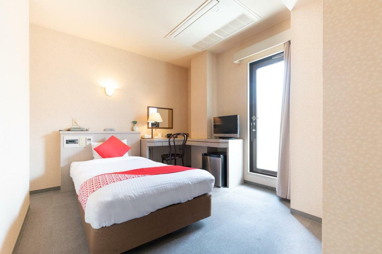 U-nus Hotel 2*