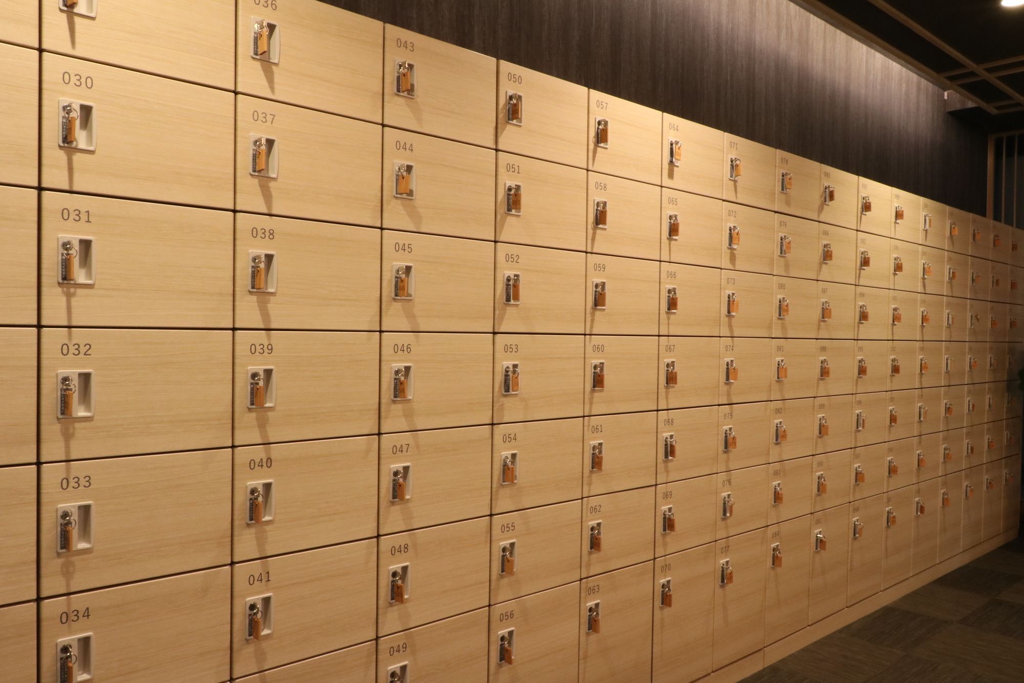 Capsule hotel & Capsule J-ship Namba 3*