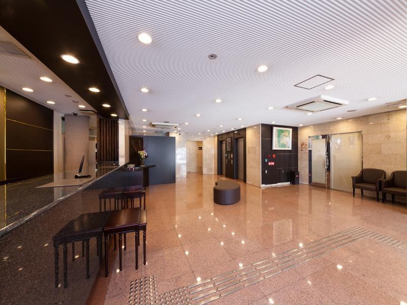 Nishitetsu Shinsaibashi 3*